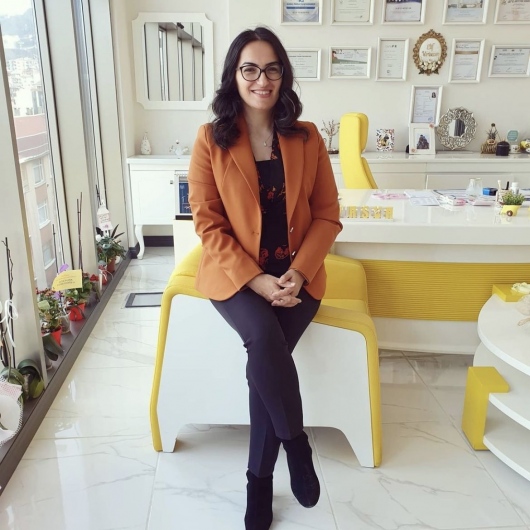Op. Dr. Elif Yurtsever