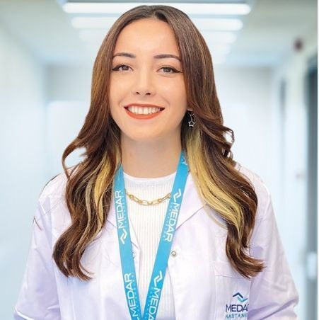 Op. Dr. Betül Yıldız