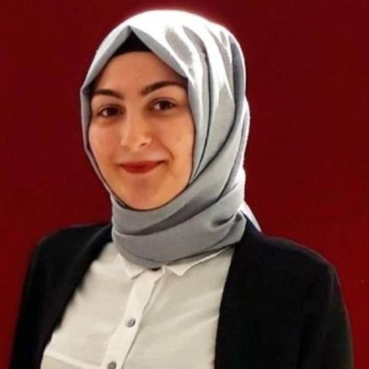 Psk. Esra Bakkaloğlu