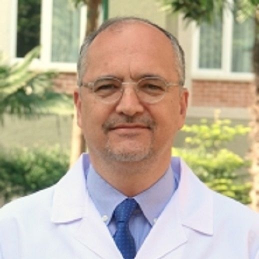 Op. Dr. A. Akın Erkan