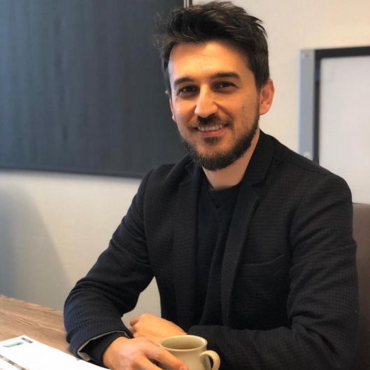 Op. Dr. Niyazi Altıntoprak