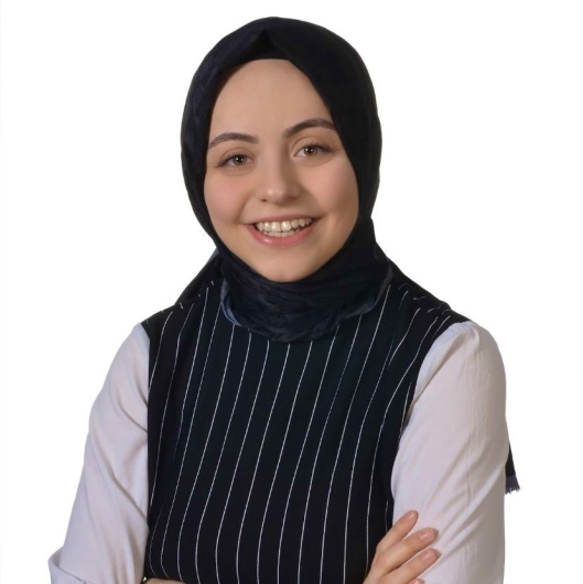 Dkt. Ayşe Yakut