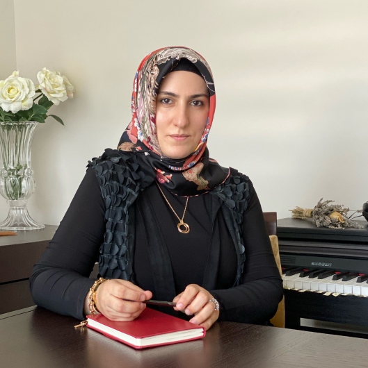 Uzm. Psk. Amine Öztürk