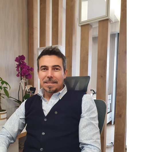 Op. Dr. Abdülkadir Oran