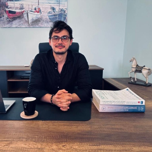 Uzm. Kl. Psk. Burak Öztürk