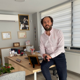 Op. Dr. İdris Yetimoğlu