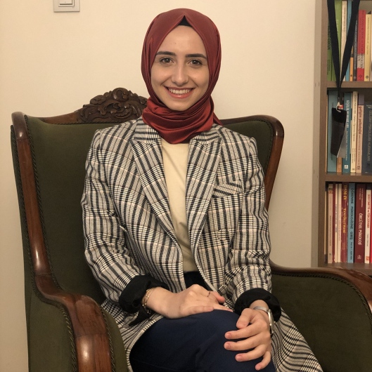 Uzm. Kl. Psk. Esma Seçgel