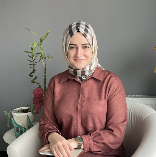 Uzm. Kl. Psk. Ayşenur Uluer Yıldız
