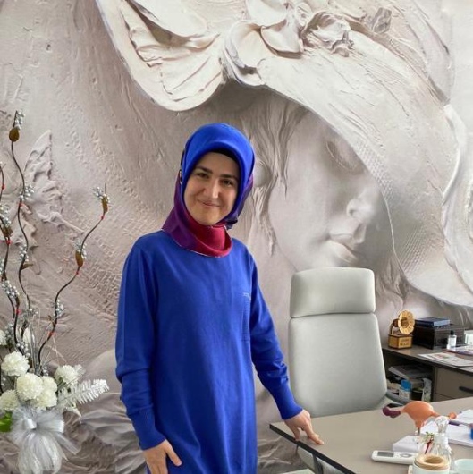 Op. Dr. Münihe Yücel