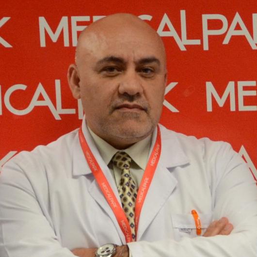 Op. Dr. İlyas Ayan