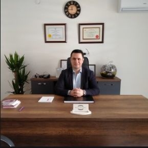 Op. Dr. Elmin Eminov