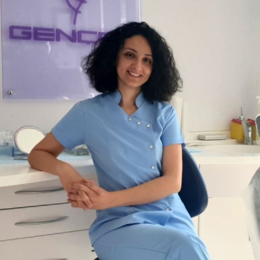 Dr. Dt. Esra Kurt
