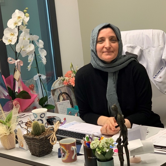 Op. Dr. Kadriye Şener