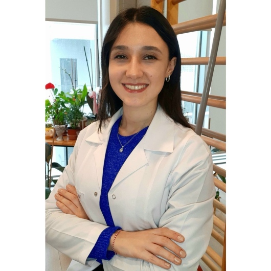 Fzt. Ayça Albay