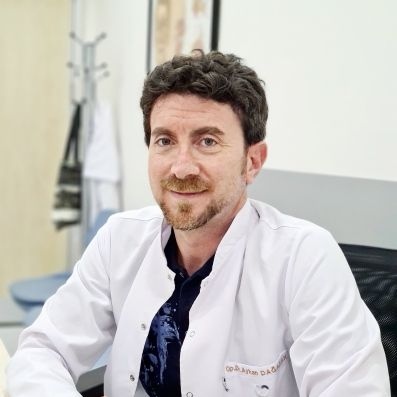 Op. Dr. Ayhan Dağaşan