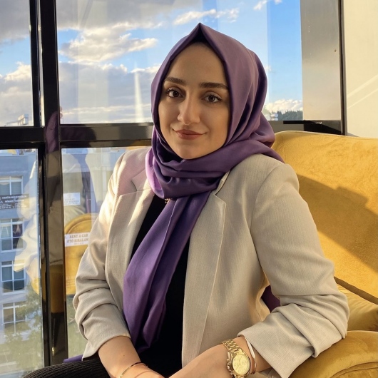 Uzm. Kl. Psk. Berra Özgür