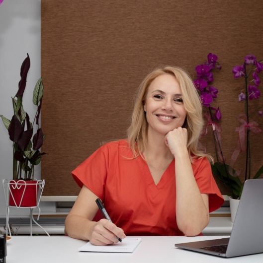 Op. Dr. Dilek Uslu