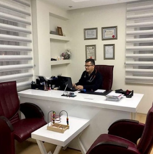 Mustafa Ay