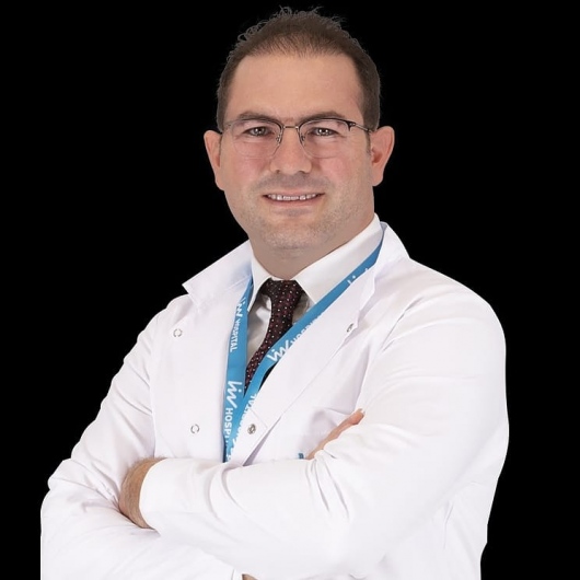 Op. Dr. Eyyüp Süer Timur