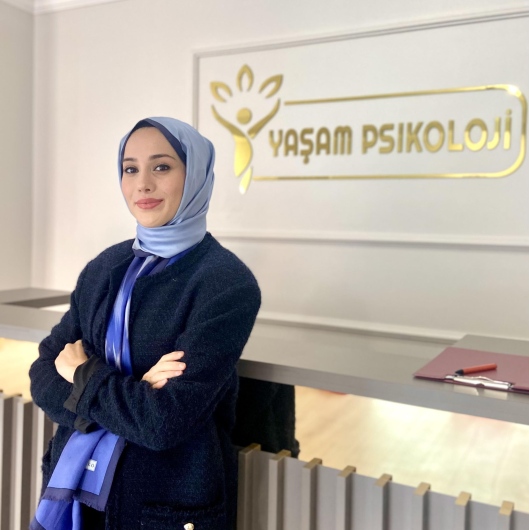 Psk. Betül Elveren