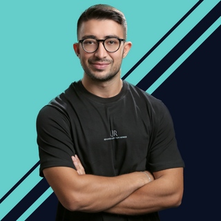 Fzt. Eren Can Dibekoğlu