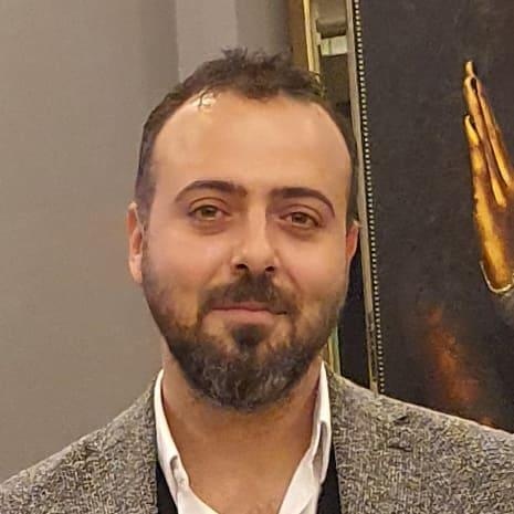 Dr. Kenan Uslu