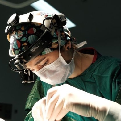 Op. Dr. Kübra Topal