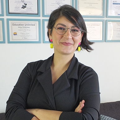 Psk. Dan. Hülya Üstekidağ Ayna