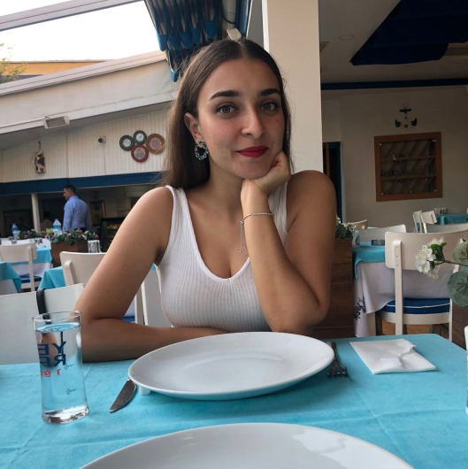 Fzt. Pelin Zöhre
