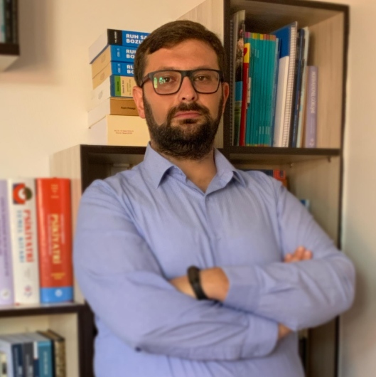 Yunus Emre Avşar
