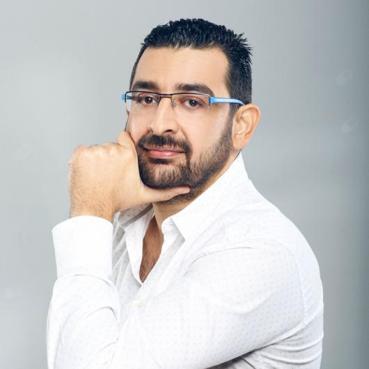 Op. Dr. Cem Payaslı