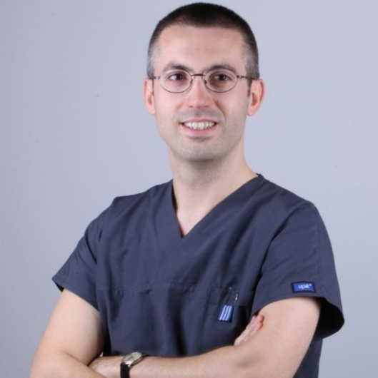 Dr. Dt. Eser Elemek