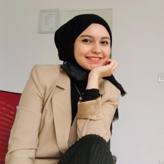 Dkt. Zeynep Güder