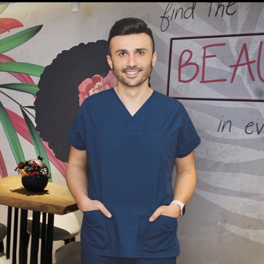 Op. Dr. Burhanettin Şahin